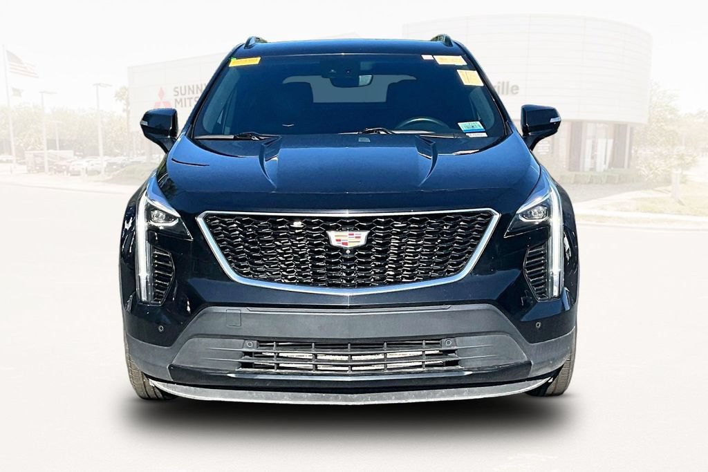Used 2022 Cadillac XT4 Sport w/ Enhanced Visibility Package AWD/4WD image 2