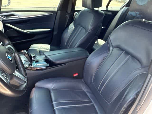 Used 2019 BMW 540i w/ M Sport Package RWD image 11