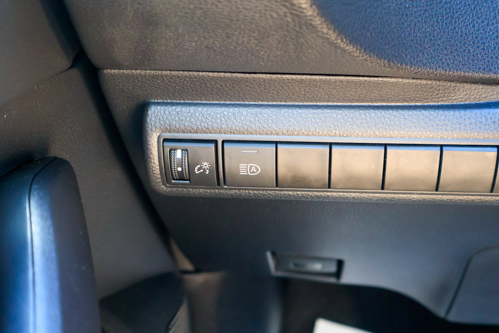 Used 2026 Toyota Corolla LE FWD image 19