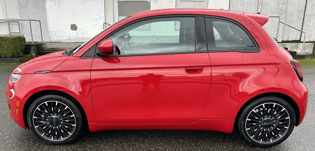 Used 2024 FIAT 500 e (RED) image 8