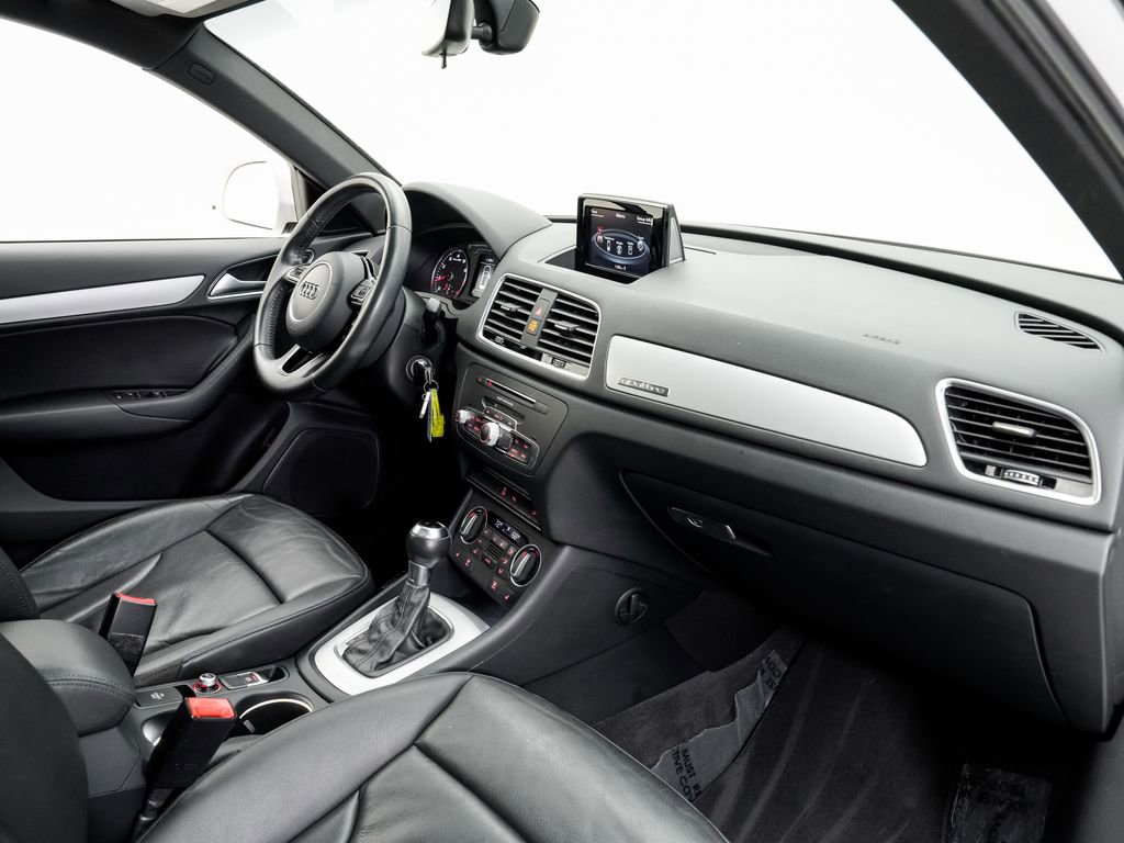 Used 2018 Audi Q3 2.0T Premium image 22