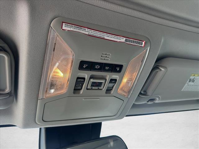 Used 2020 Toyota RAV4 XLE image 19