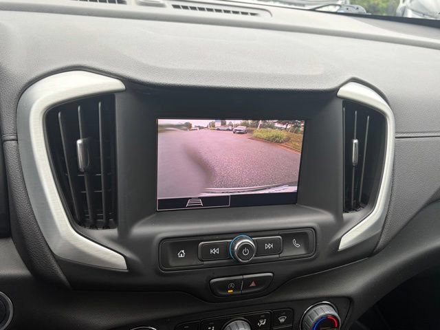 Used 2023 GMC Terrain SLE w/ Driver Convenience Package AWD/4WD image 3