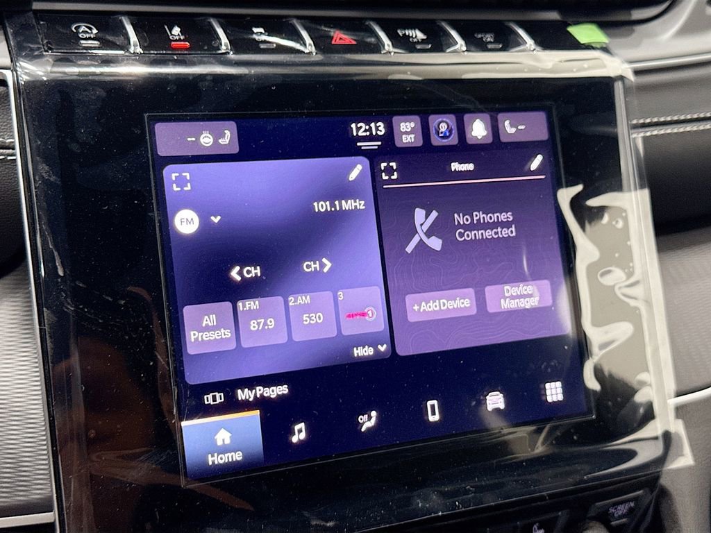 New 2025 Jeep Grand Cherokee L Altitude image 36