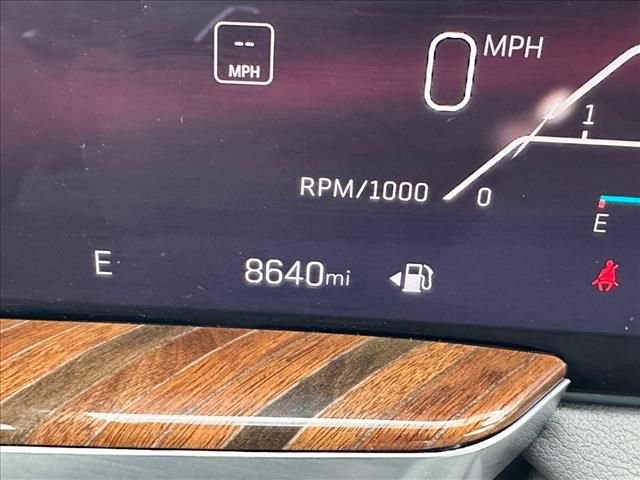 Certified 2025 Cadillac Escalade Sport Platinum w/ LPO, ONYX Package AWD/4WD image 28