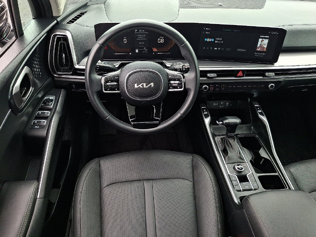 Used 2025 Kia Sorento S w/ Panoramic Sunroof Package AWD/4WD image 12