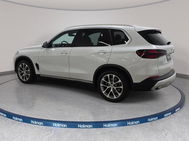 Certified 2024 BMW X5 xDrive40i w/ Parking Assistance Package AWD/4WD image 7