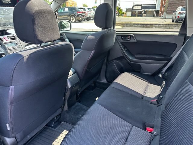Used 2015 Subaru Forester 2.5i Premium AWD/4WD image 20