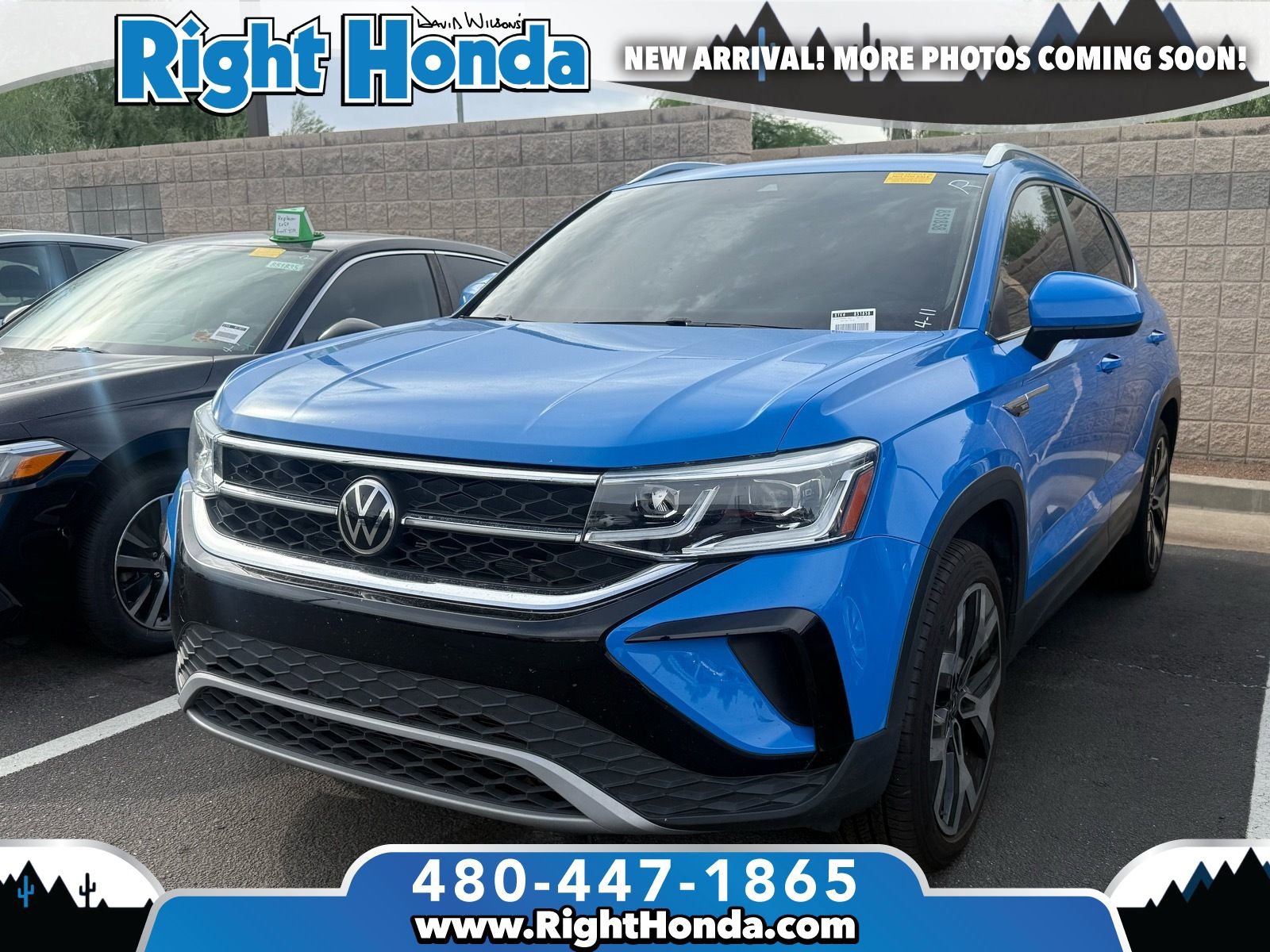 Used 2022 Volkswagen Taos SEL image 1
