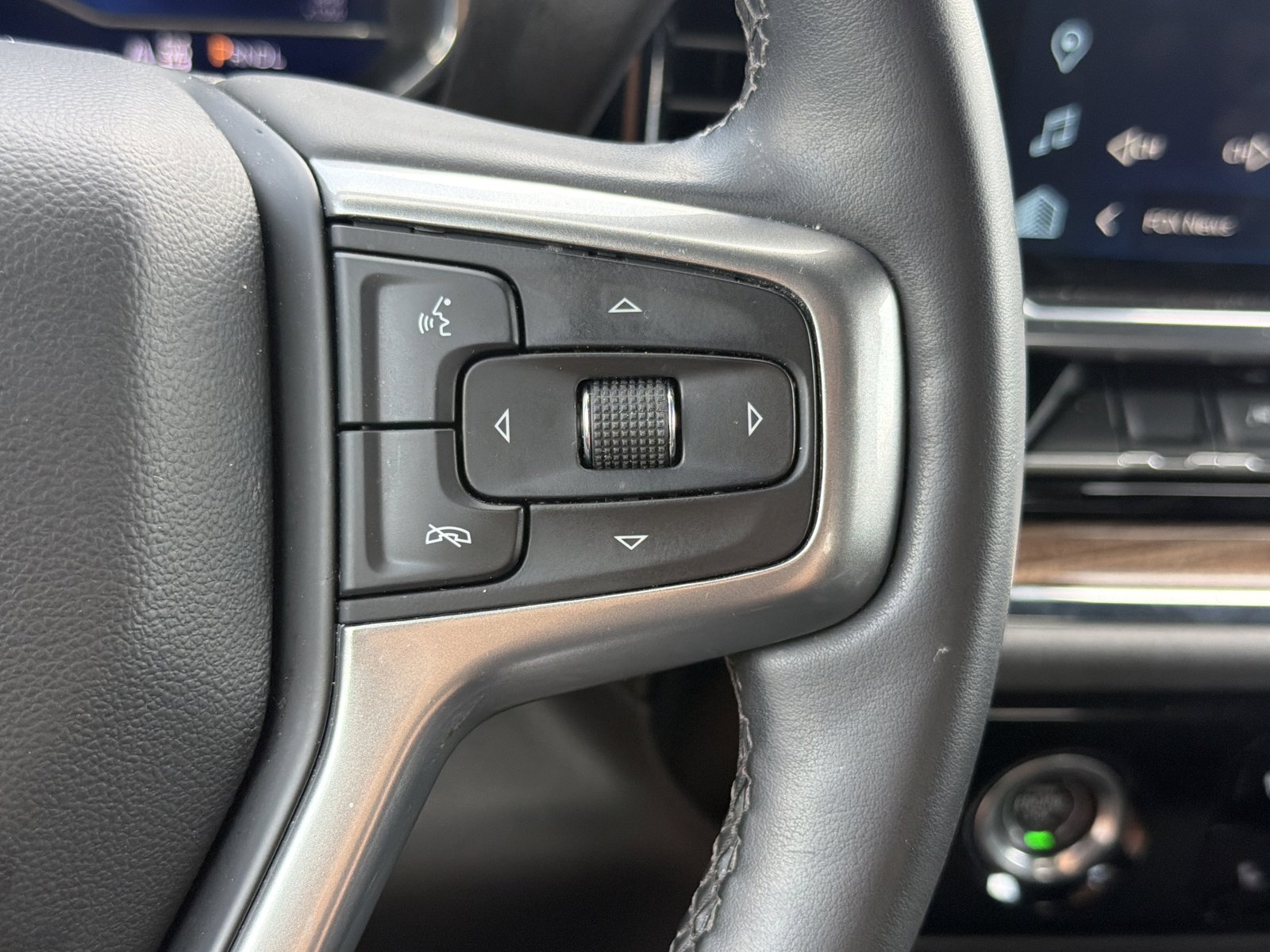 Used 2024 Chevrolet Silverado 1500 RST w/ Z71 Off-Road Package AWD/4WD image 20