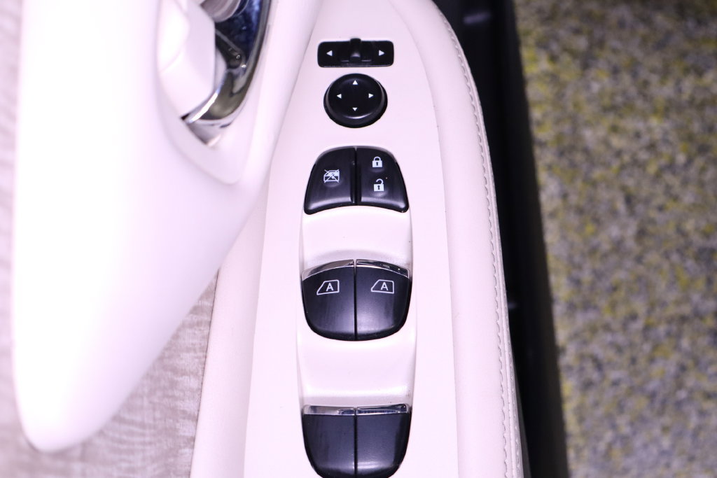 Used 2023 Nissan Murano SL w/ SL Moonroof Package AWD/4WD image 39