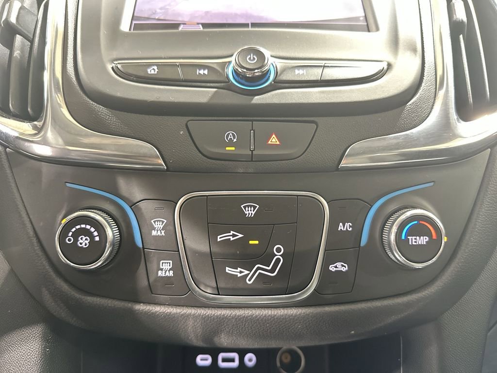 Used 2024 Chevrolet Equinox LT image 16