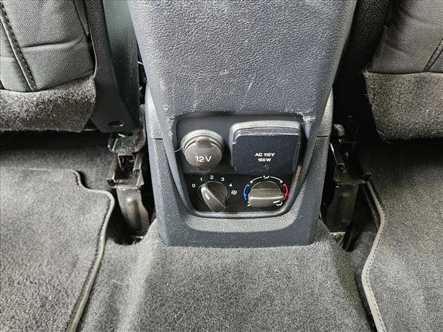 Used 2019 Ford Transit Connect XLT image 16