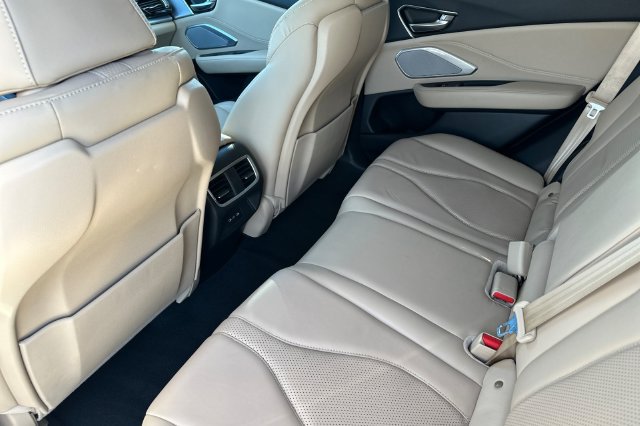 Used 2023 Acura RDX w/ Technology Package FWD image 13