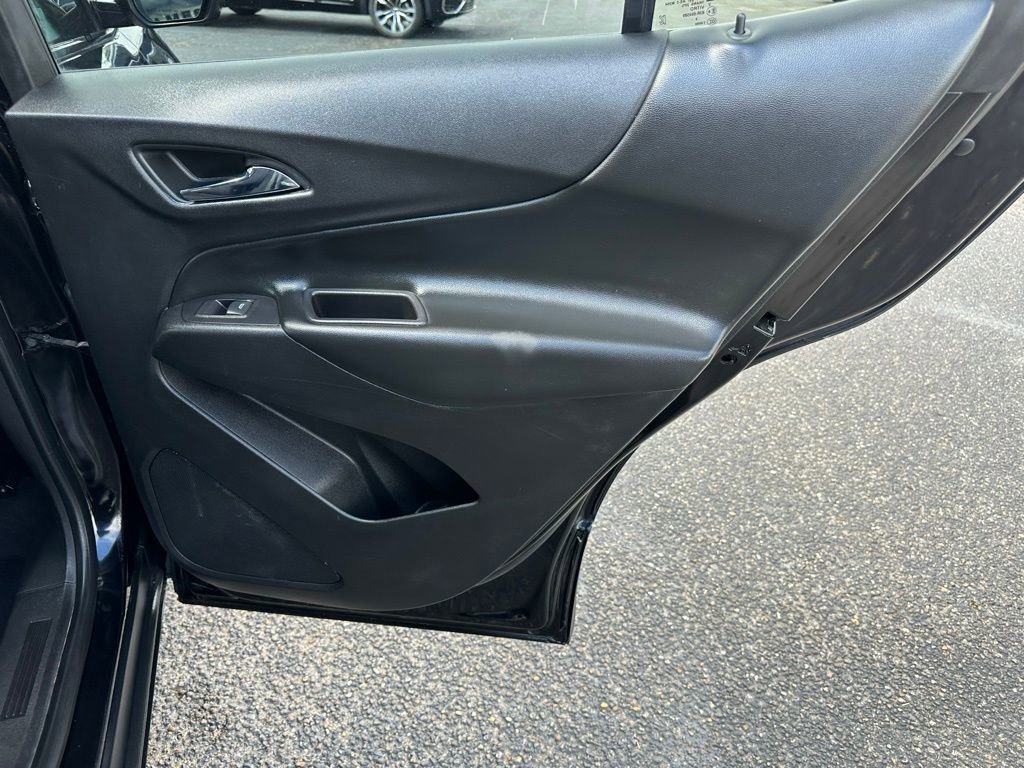 Used 2019 Chevrolet Equinox LT image 18