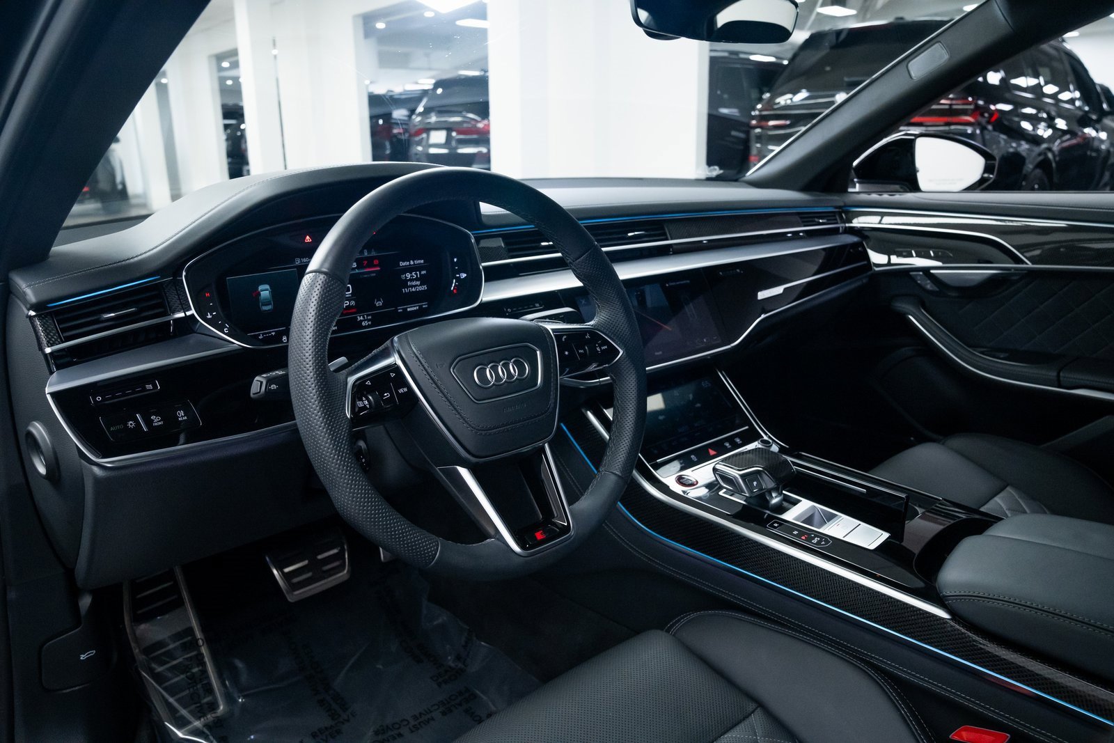 Used 2025 Audi S8 image 19