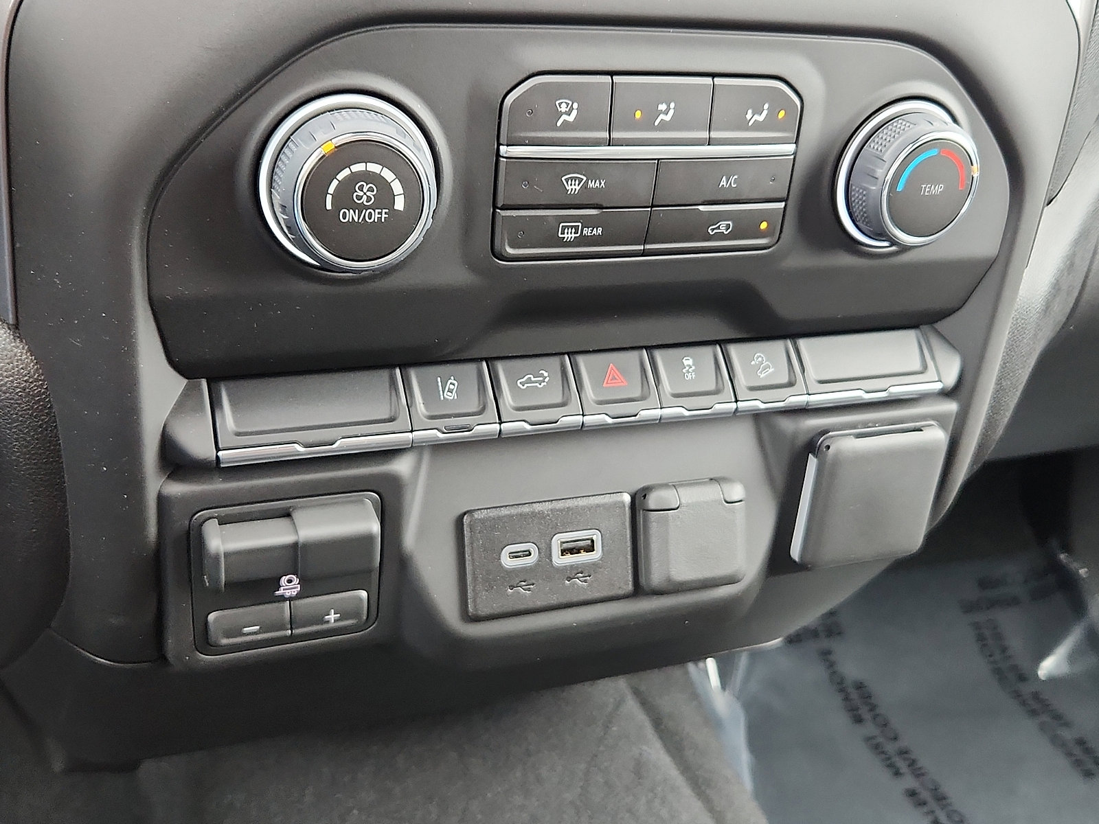 Certified 2026 Chevrolet Silverado 2500 Custom w/ Custom Convenience Package AWD/4WD image 15