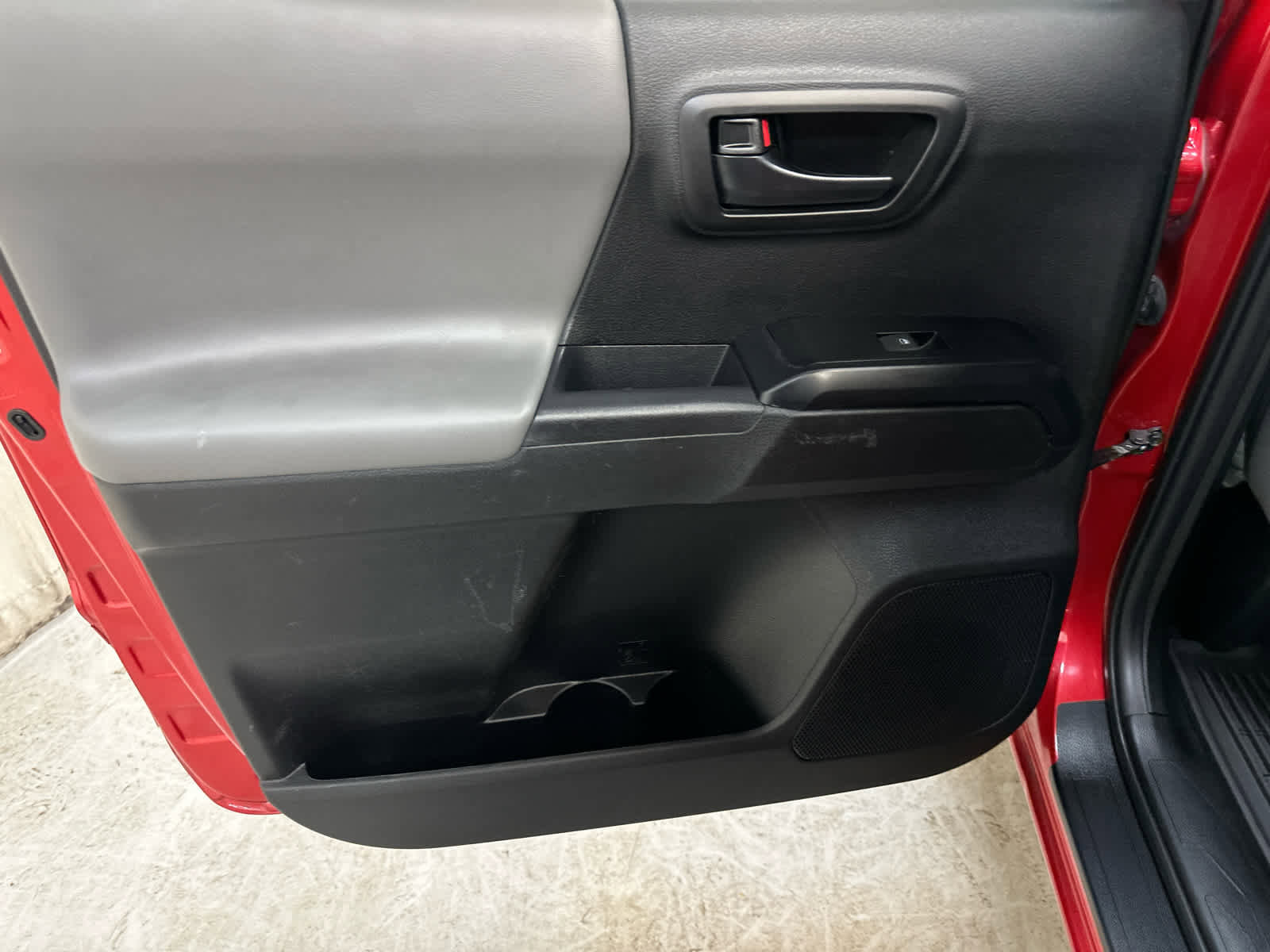 Used 2023 Toyota Tacoma SR AWD/4WD image 27