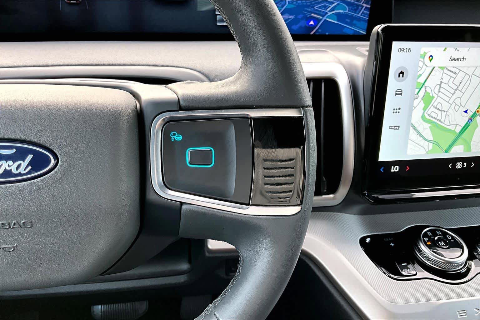 Certified 2025 Ford Expedition Max Active RWD image 25