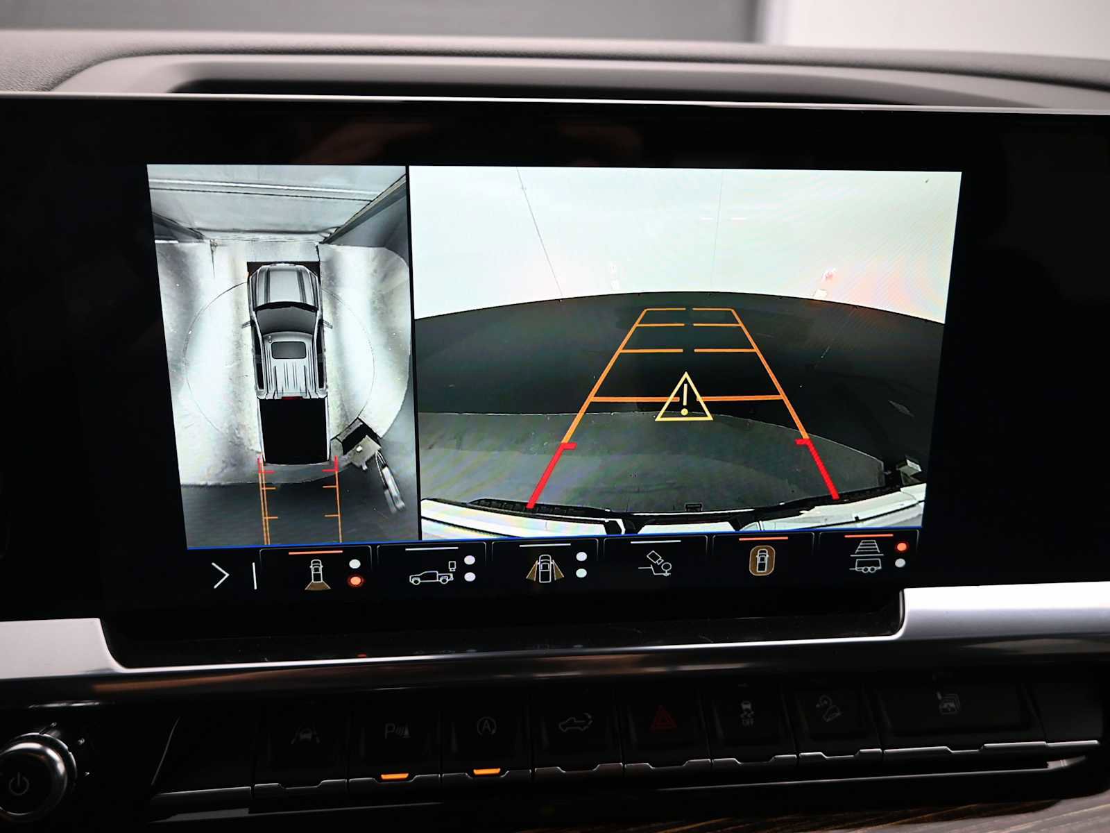 New 2026 GMC Sierra 1500 SLE image 13