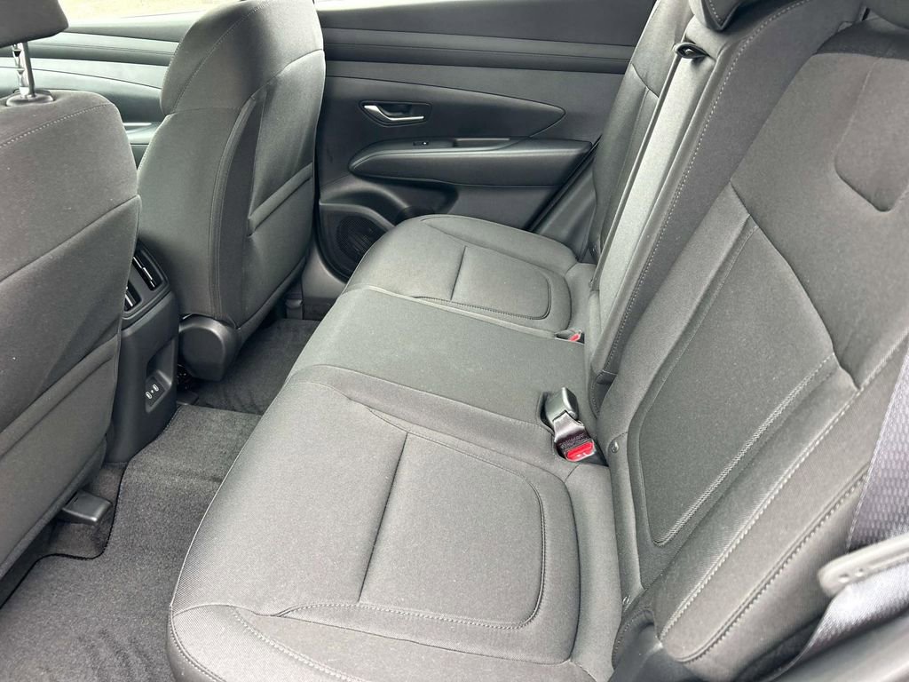 New 2026 Hyundai Tucson Blue SE image 23