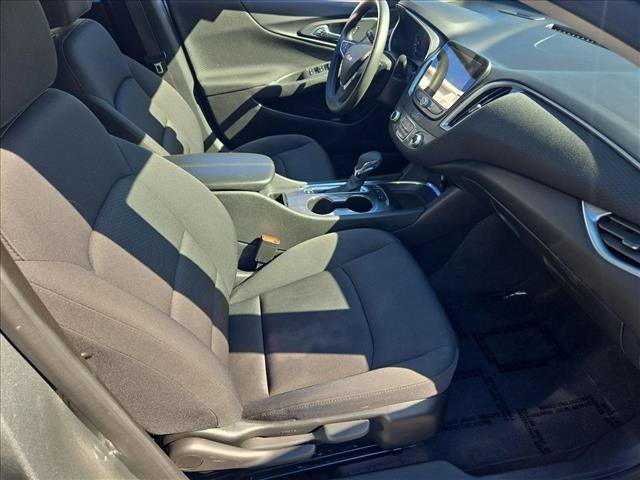 Used 2025 Chevrolet Malibu LT FWD image 20