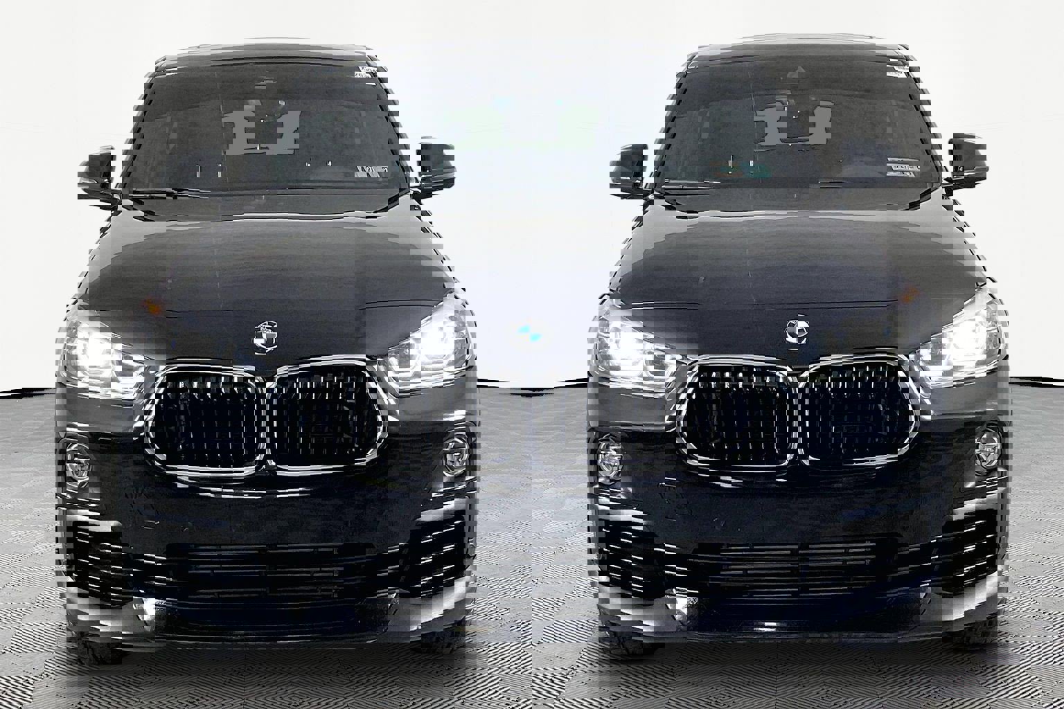 Used 2020 BMW X2 sDrive28i w/ Convenience Package image 2