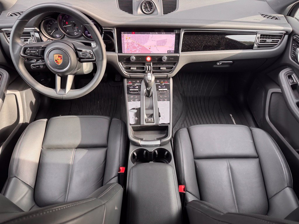 Certified 2026 Porsche Macan AWD/4WD image 22