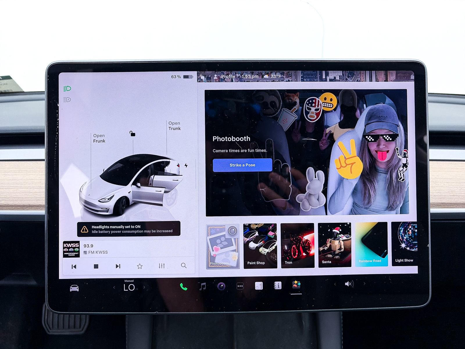 Used 2023 Tesla Model 3 Standard Range image 6