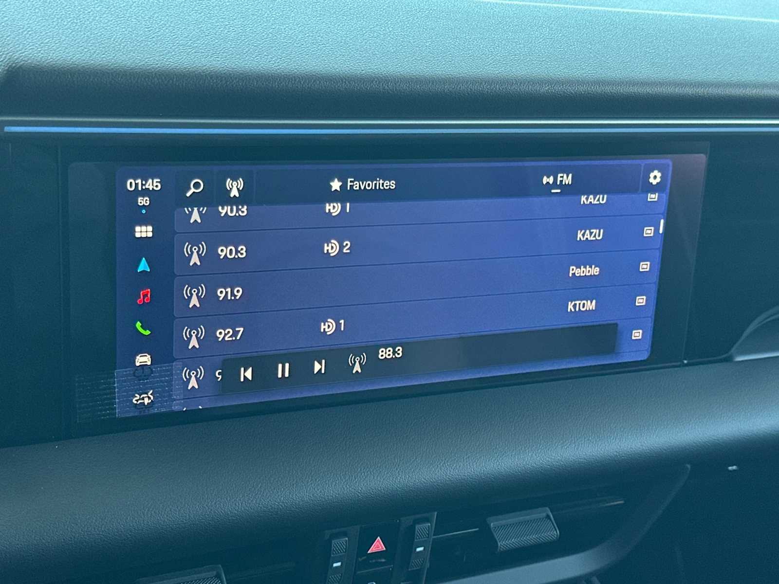 New 2025 Porsche Macan Electric image 18