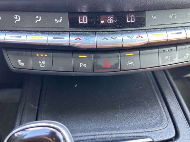 Used 2020 Cadillac XT4 Premium Luxury image 21