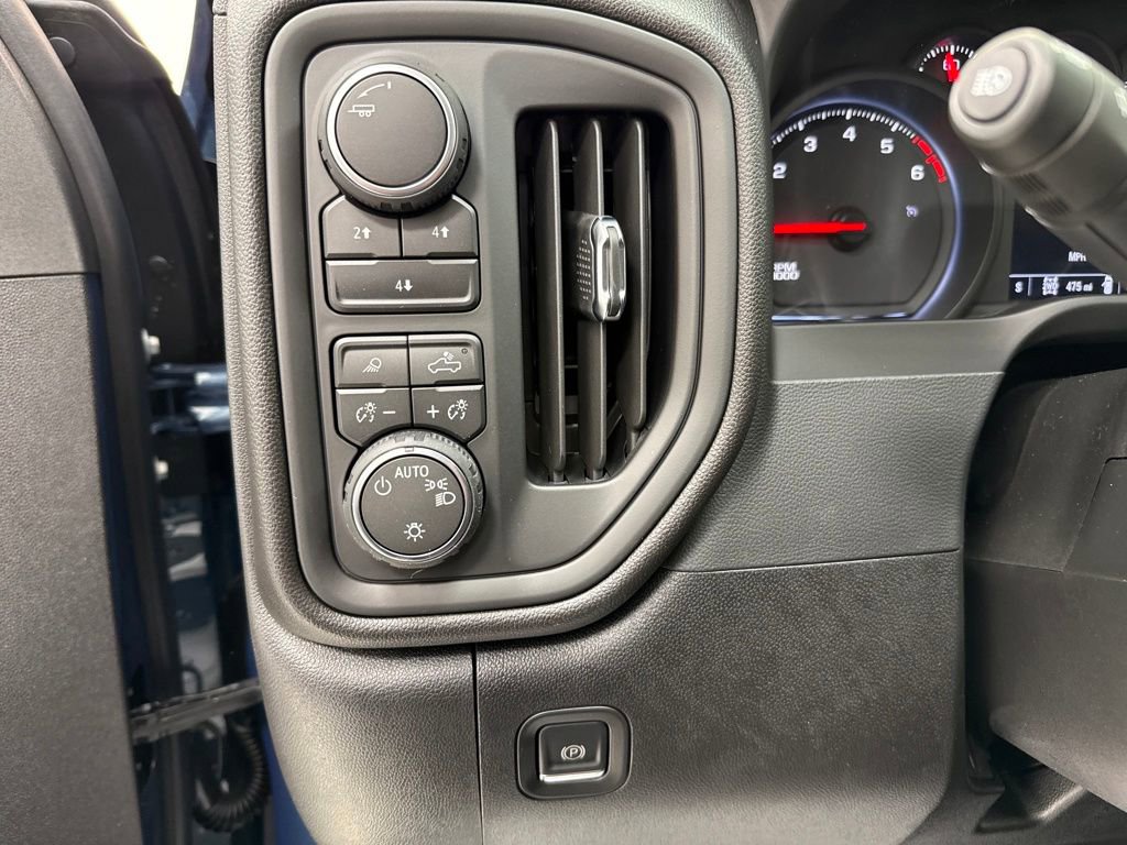 New 2026 Chevrolet Silverado 2500 Custom w/ Custom Convenience Package image 20