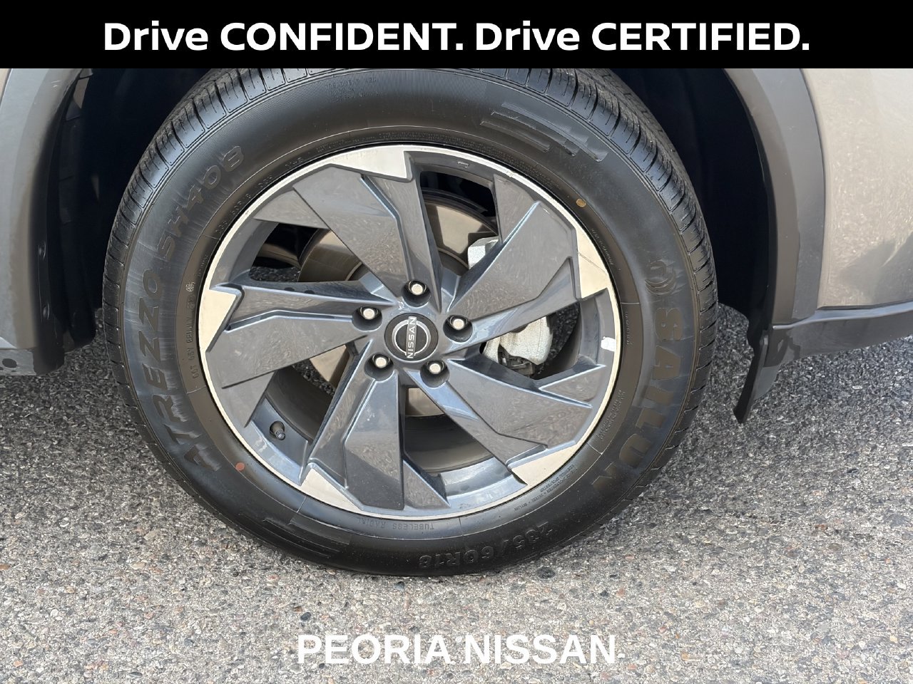 Certified 2025 Nissan Rogue SV FWD image 11