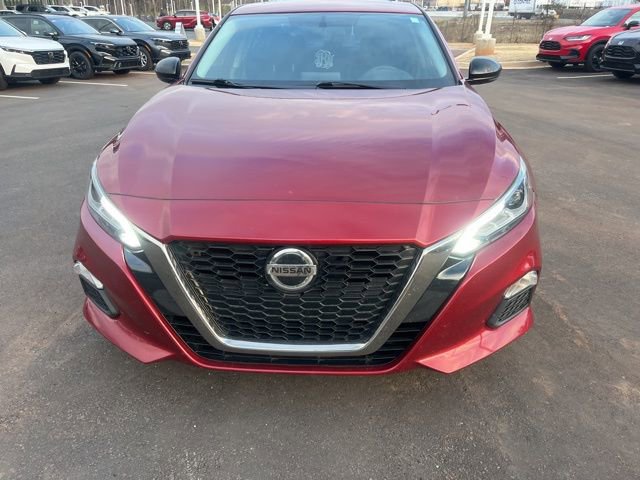 Used 2019 Nissan Altima 2.5 SR w/ SR Premium Package video 2