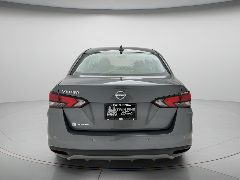 Used 2025 Nissan Versa SV FWD image 7