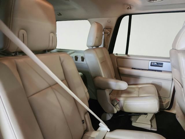 Used 2017 Ford Expedition EL Limited w/ Equipment Group 301A AWD/4WD image 28