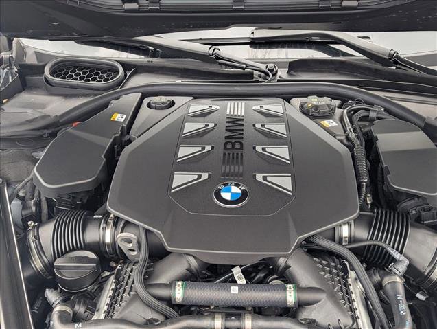 New 2026 BMW 760i xDrive w/ Premium Package AWD/4WD image 16