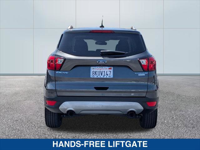 Used 2019 Ford Escape Titanium image 4