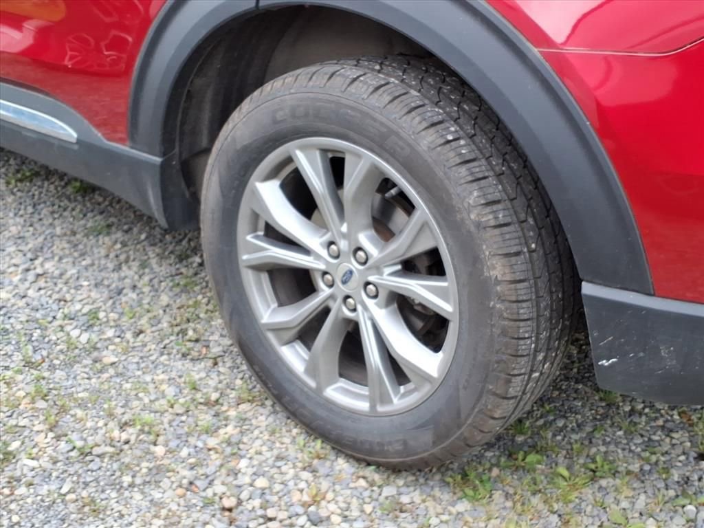 Used 2022 Ford Explorer Limited w/ Equipment Group 301A AWD/4WD image 23