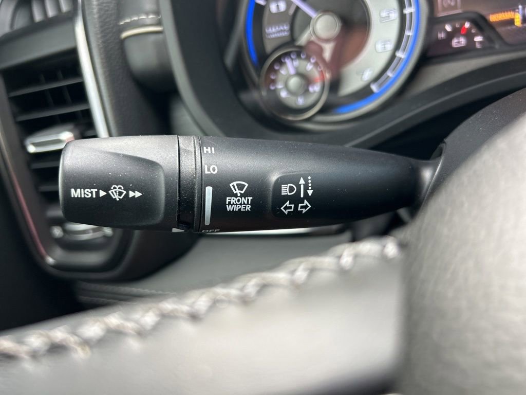 Used 2022 RAM 1500 Limited w/ Bed Utility Group image 27