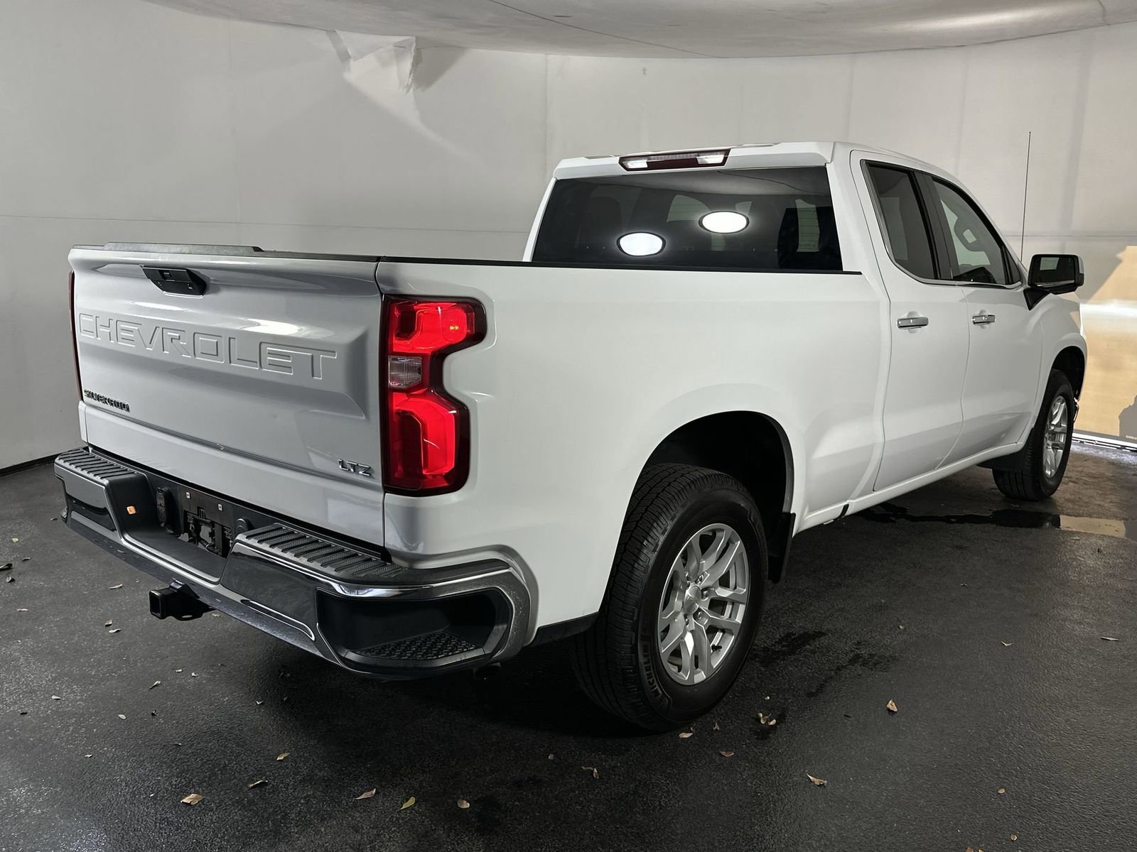 Used 2020 Chevrolet Silverado 1500 LTZ image 11