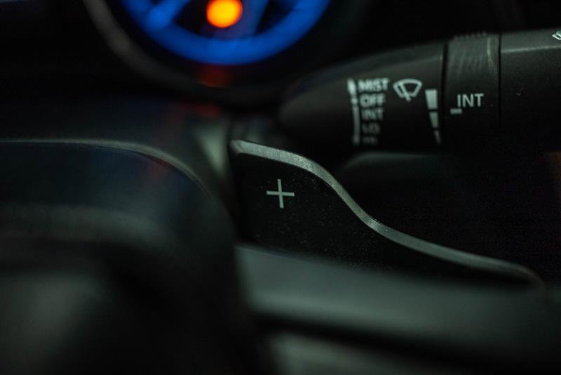 Used 2020 Toyota Camry SE w/ Carpet Mat Package image 19