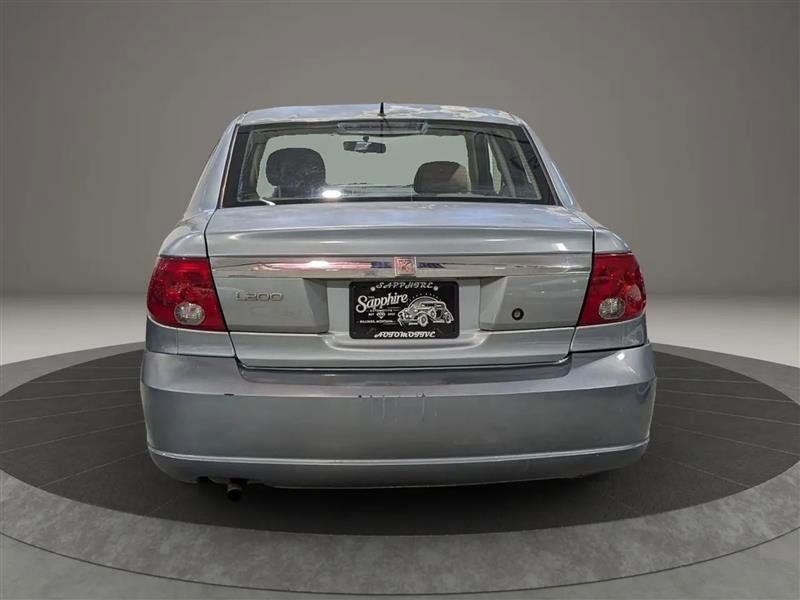 Used 2003 Saturn L-Series L200 image 4