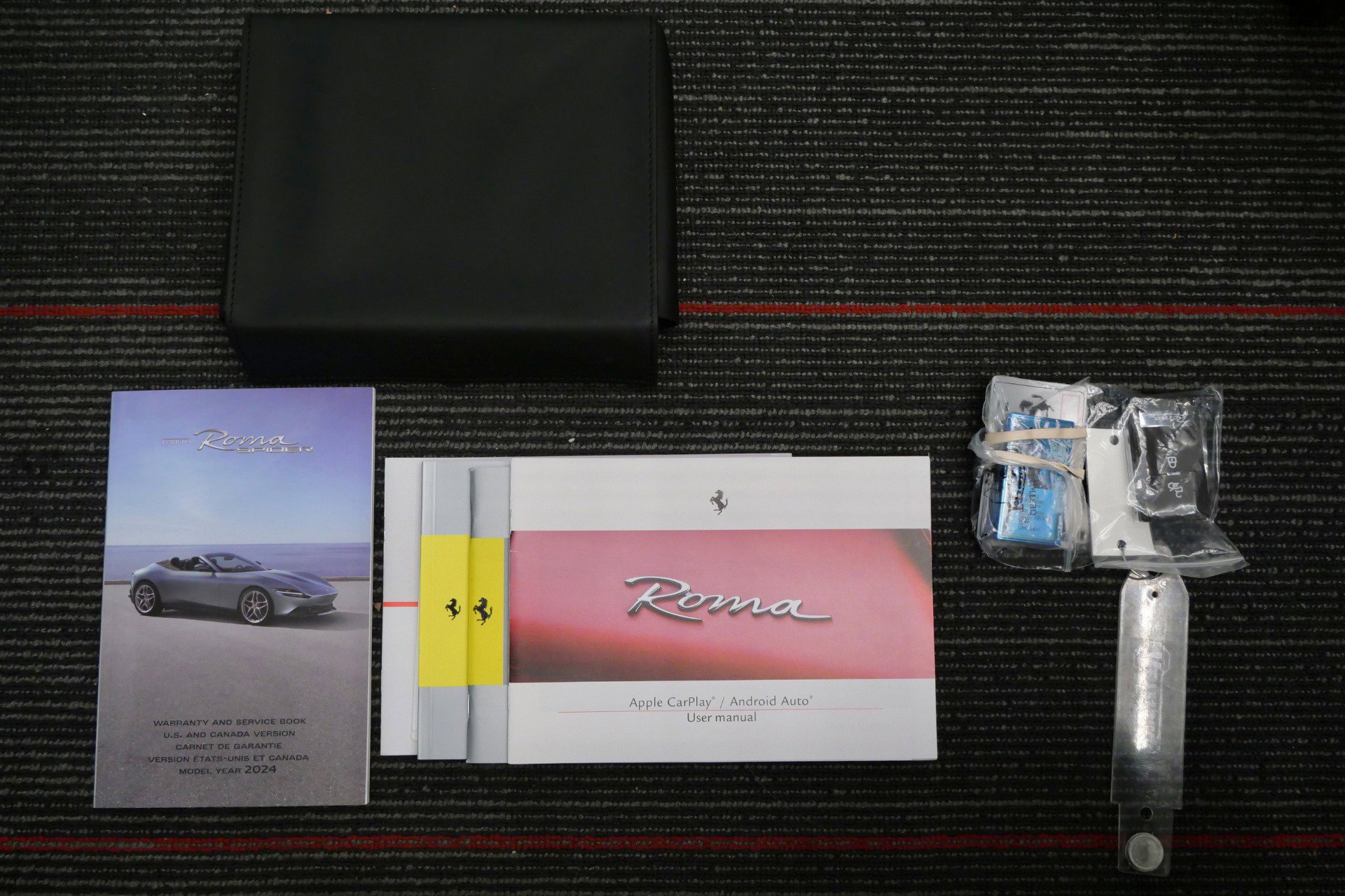 Used 2024 Ferrari Roma Spider image 18