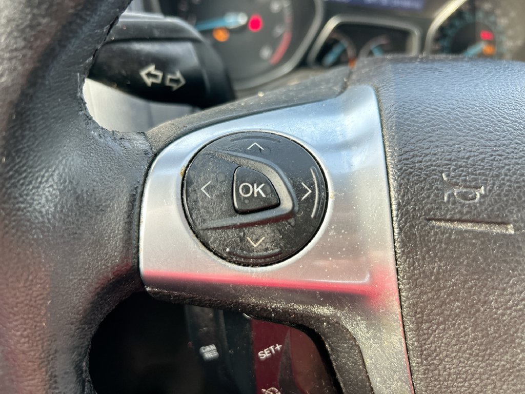 Used 2012 Ford Focus SEL FWD image 14