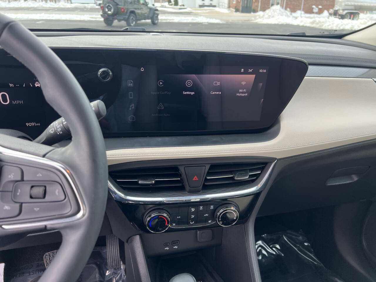 Used 2025 Buick Encore GX Sport Touring w/ Advanced Technology Package image 17