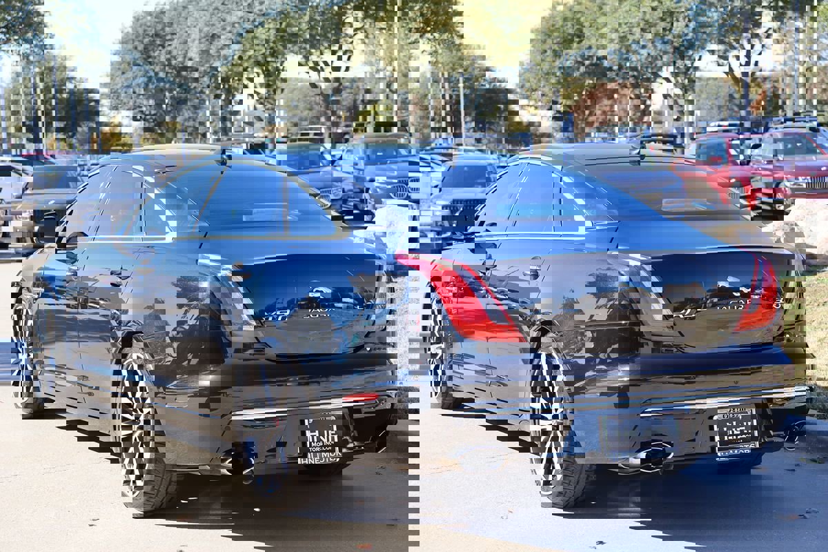 Used 2019 Jaguar XJ L Portfolio image 8