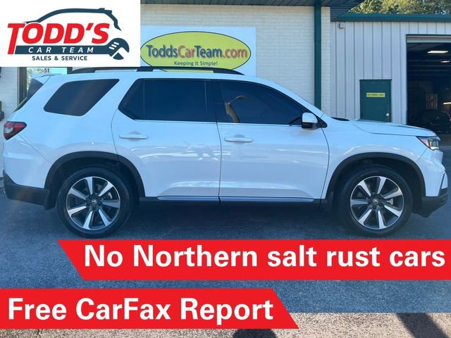 Used 2023 Honda Pilot Touring image 3