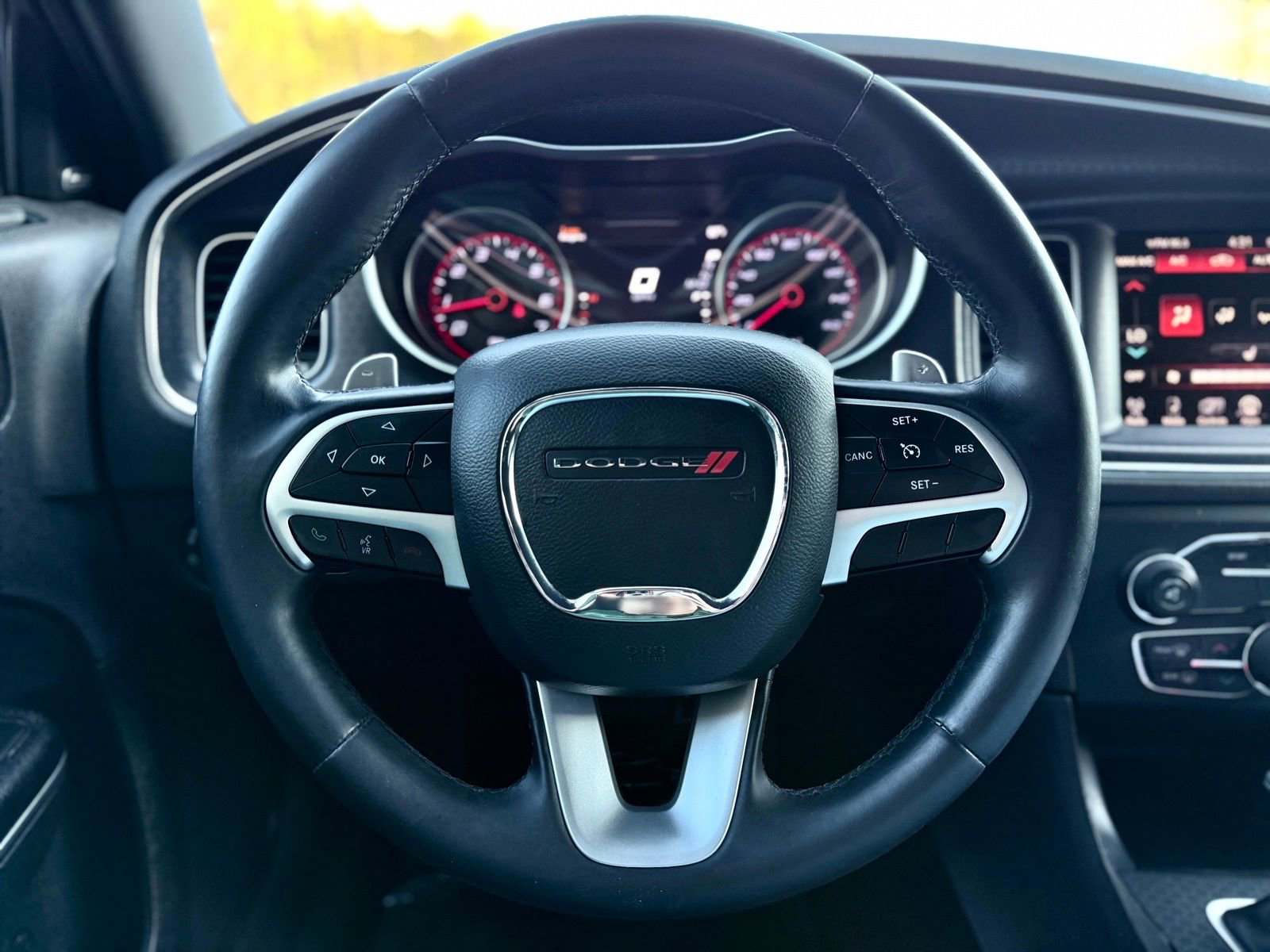 Used 2015 Dodge Charger R/T image 25