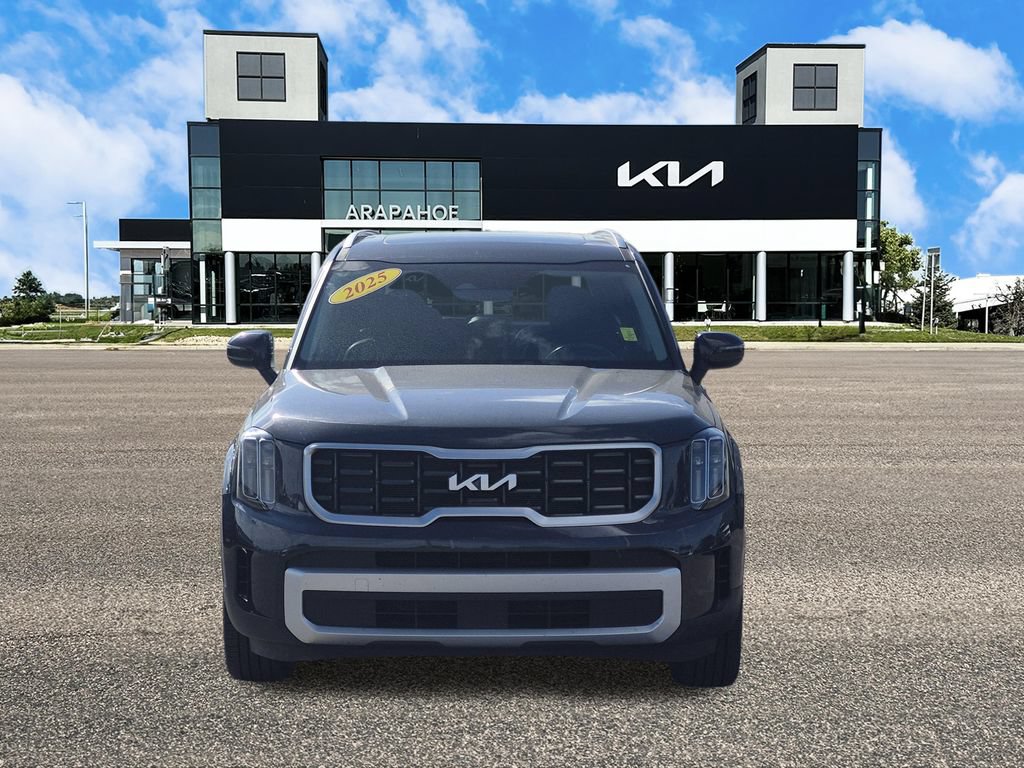 Used 2025 Kia Telluride S AWD/4WD image 3